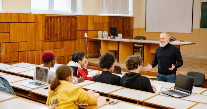 Teachers Using AI